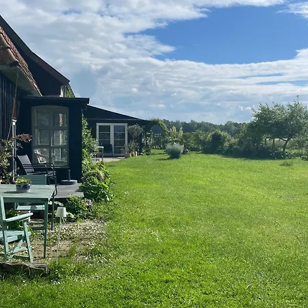 Nyaraló Sommerhaus Julin *