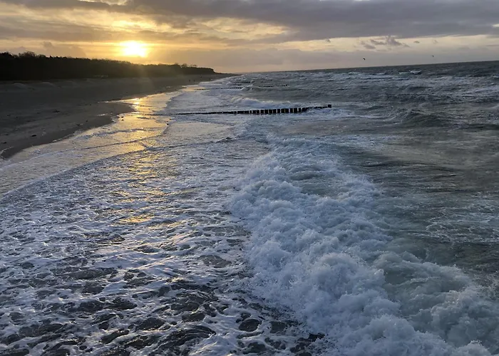 Sommerhaus Julin 度假居 Saal